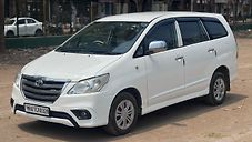 Used Toyota Innova 2.5 G BS IV 8 STR in Navi Mumbai