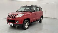 Used Mahindra TUV300 T8 mHAWK100 Dual Tone in Lucknow