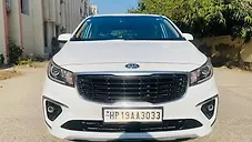 Used Kia Carnival Premium 8 STR in Delhi