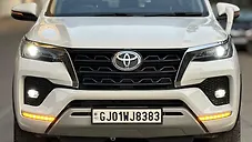 Used Toyota Fortuner 4X2 AT 2.8 Diesel in Mumbai