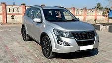 Used Mahindra XUV500 W11 AT in Delhi