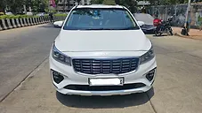 Used Kia Carnival Limousine Plus 7 STR in Mumbai