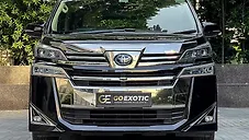 Used Toyota Vellfire Hybrid in Kochi