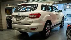 Used Ford Endeavour Titanium 3.2 4x4 AT in Delhi