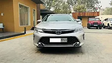 Used Toyota Camry 2.5L AT in Delhi