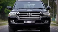Used Toyota Land Cruiser LC 200 VX in Chandigarh