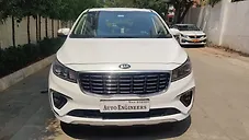 Used Kia Carnival Limousine Plus 7 STR in Hyderabad