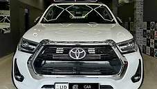 Used Toyota Hilux High 4X4 AT in Delhi