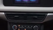 Used Mahindra XUV700 MX Diesel MT 5 STR [2021] in Mumbai