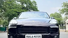 Used Porsche Cayenne Diesel in Delhi