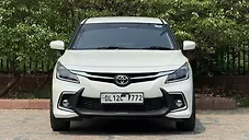 Used Toyota Glanza V AMT in Delhi