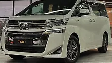Used Toyota Vellfire Hybrid in Ghaziabad