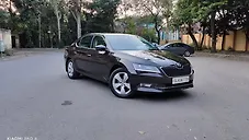 Used Skoda Superb Style TSI MT in Delhi