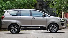 Used Toyota Innova Crysta GX 2.4 AT 7 STR in Delhi