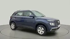 Used Hyundai Venue S 1.2 Petrol in Hyderabad