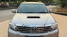 Used Toyota Fortuner 4x2 AT in Kanpur
