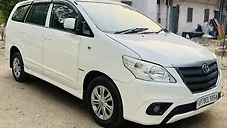 Used Toyota Innova 2.5 G BS IV 8 STR in Kanpur