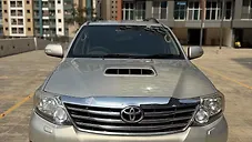 Used Toyota Fortuner 4x2 AT in Mumbai