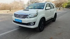 Used Toyota Fortuner 4x2 AT in Pune