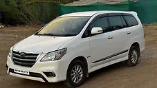 Used Toyota Innova 2.5 VX BS IV 8 STR in Navi Mumbai
