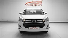 Used Toyota Innova Crysta 2.4 G 8 STR [2016-2017] in Hyderabad