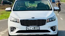 Used Kia Carnival Limousine 7 STR in Surat