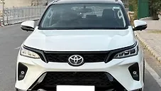 Used Toyota Fortuner Legender 2.8 4X2 AT in Delhi
