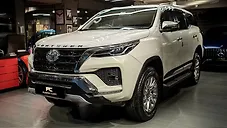 Used Toyota Fortuner 2.8 4x4 AT in Delhi