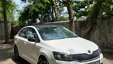 Used Skoda Rapid 1.6 MPI Active in Mumbai
