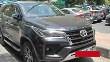 Used Toyota Fortuner 4X2 AT 2.7 Petrol in Delhi