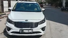 Used Kia Carnival Limousine Plus 7 STR in Hyderabad