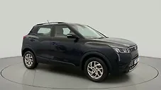 Used Mahindra XUV300 W8 1.2 Petrol [2019] in Delhi