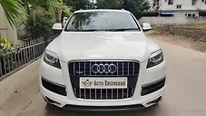Used Audi Q7 3.0 TDI quattro Premium in Hyderabad