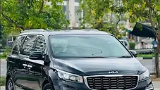 Used Kia Carnival Limousine Plus 7 STR in Mohali