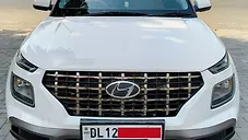 Used Hyundai Venue S 1.2 Petrol in Delhi