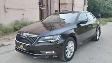 Used Skoda Superb L&K TSI AT in Delhi