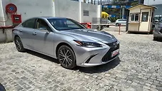 Used Lexus ES 300h Luxury in Delhi