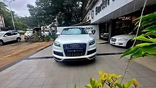 Used Audi Q7 35 TDI Premium + Sunroof in Pune