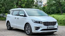 Used Kia Carnival Limousine Plus 7 STR in Delhi