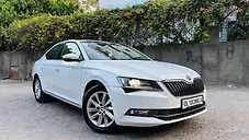 Used Skoda Superb L&K TSI AT in Delhi