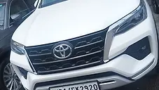 Used Toyota Fortuner 4X2 AT 2.8 Diesel in Delhi