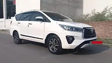 Used Toyota Innova Crysta 2.4 G 7 STR [2016-2017] in Lucknow