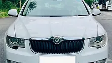 Used Skoda Superb Elegance TSI AT in Delhi