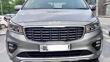 Used Kia Carnival Limousine 7 STR in Delhi