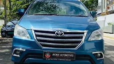 Used Toyota Innova 2.5 VX BS IV 8 STR in Bangalore