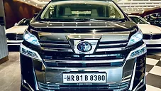 Used Toyota Vellfire VIP – Executive Lounge in Delhi