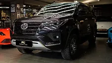 Used Toyota Fortuner 4X2 AT 2.7 Petrol in Delhi