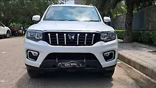 Used Mahindra Scorpio N Z4 Petrol AT 7 STR [2022] in Delhi
