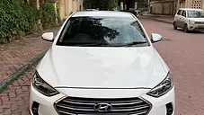 Used Hyundai Elantra 2.0 SX MT in Mumbai