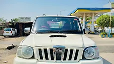 Used Mahindra Scorpio VLX 2WD AT BS-III in Lucknow